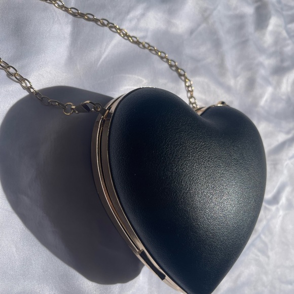 Heart Bag - Picture 5 of 6